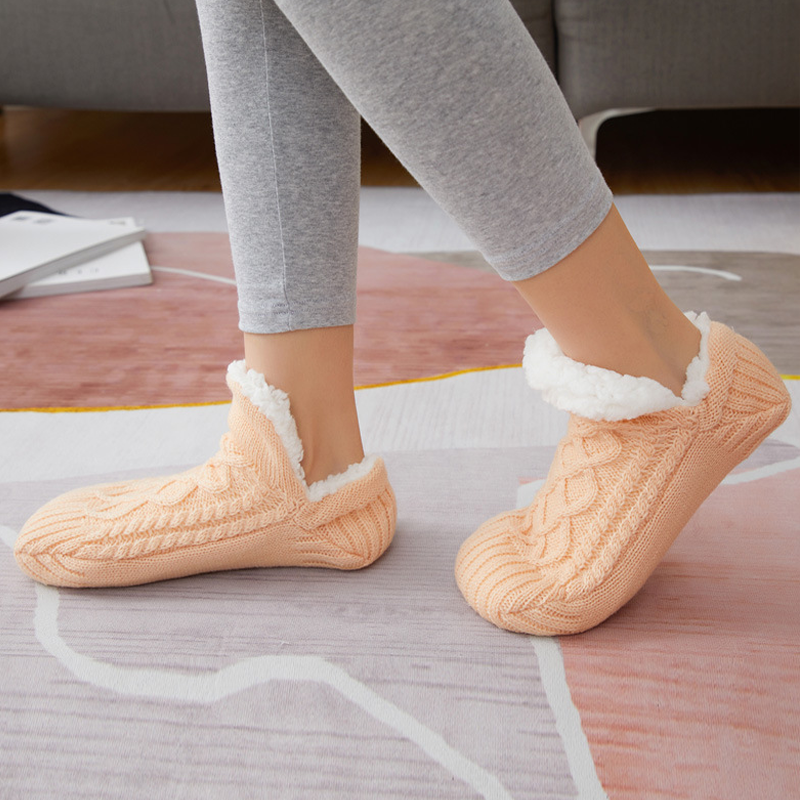 V-mond sokken-slippers: Comfort en warmte voor de winter 